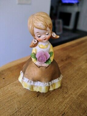 Vintage KELVIN  Ceramic Flower Girl Figurine